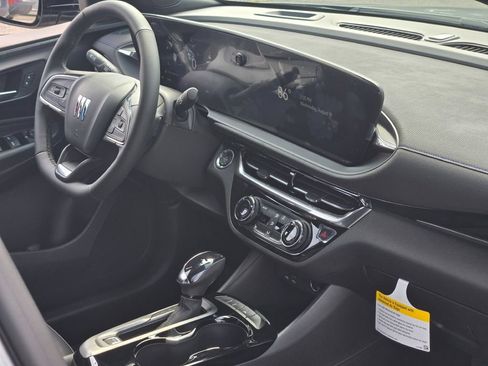 New 2026 Buick Envista Sport Touring w/ Convenience I Package FWD image 18