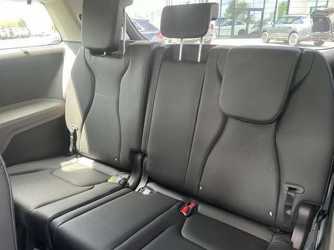 New 2026 Kia Carnival EX FWD image 18