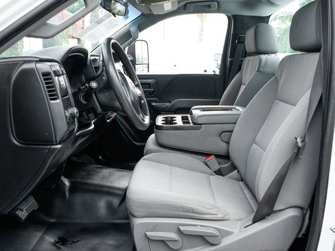 Used 2018 Chevrolet Silverado 3500 W/T image 18