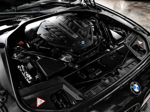 Used 2014 BMW 550i Sedan RWD image 58