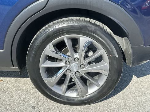 Used 2023 Buick Encore GX Essence w/ Experience Buick Package FWD image 11