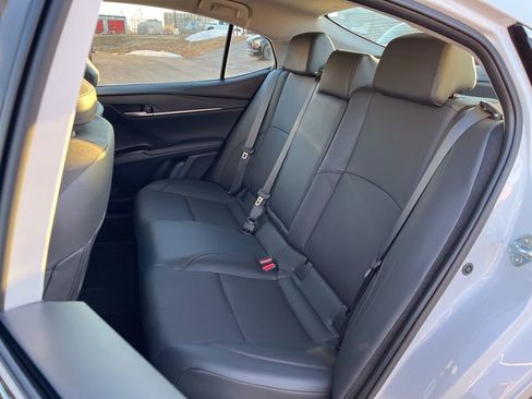 Used 2025 Toyota Camry XLE image 20