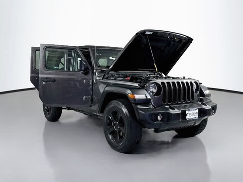 Used 2022 Jeep Wrangler Unlimited Sport AWD/4WD image 19
