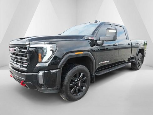 Used 2024 GMC Sierra 2500 AT4 w/ AT4 Preferred Package AWD/4WD image 3