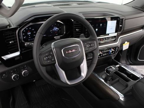 New 2026 GMC Sierra 1500 SLT AWD/4WD image 9