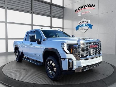 New 2026 GMC Sierra 2500 Denali w/ Denali Reserve Package AWD/4WD image 2