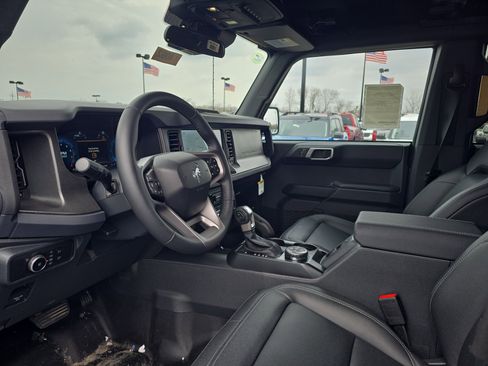 New 2025 Ford Bronco Big Bend w/ Black Diamond Package image 11