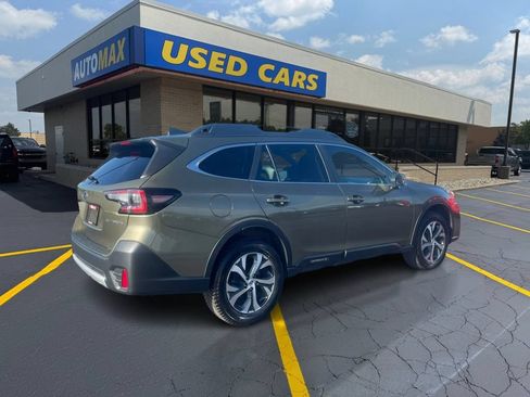Used 2022 Subaru Outback Limited AWD/4WD image 5