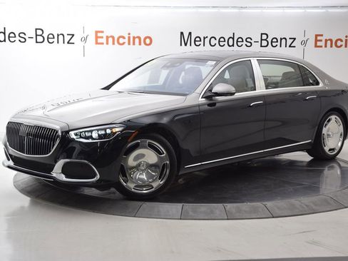 Used 2024 Mercedes-Benz Maybach S 580 4MATIC image 2