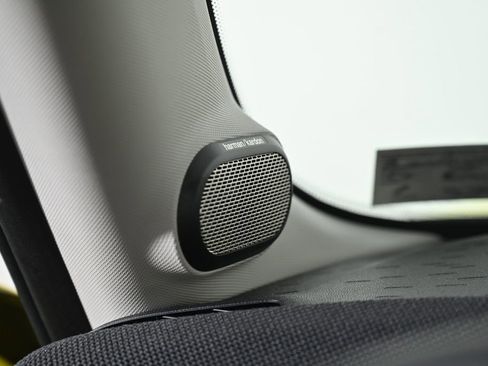 Certified 2025 MINI Cooper S image 16