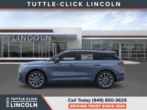 New 2026 Lincoln Corsair Grand Touring image 3