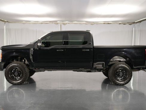 Used 2023 Ford F250 XLT w/ Tremor Off-Road Package AWD/4WD image 2