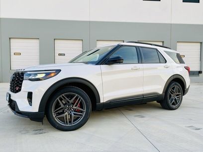 New 2026 Ford Explorer ST w/ Sun And Sound Package