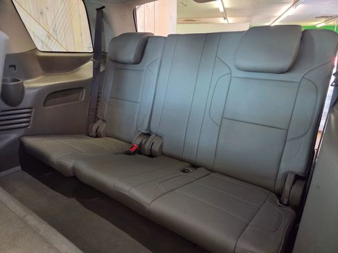 Used 2019 Chevrolet Tahoe LT w/ Luxury Package image 49