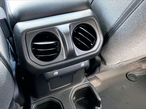 New 2026 Jeep Gladiator Sport AWD/4WD image 13