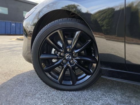 Used 2025 MAZDA MAZDA3 2.5 S Hatchback w/ Premium Pkg image 18