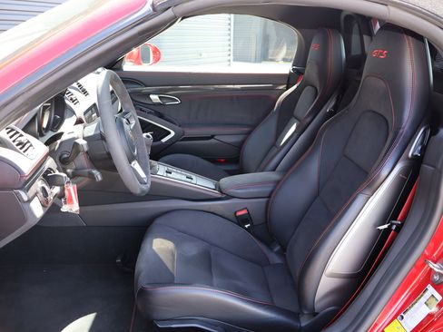 Used 2024 Porsche 718 Boxster GTS RWD image 5