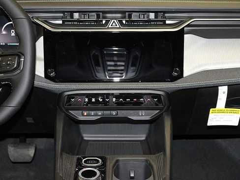 New 2026 Jeep Cherokee Laredo AWD/4WD image 14
