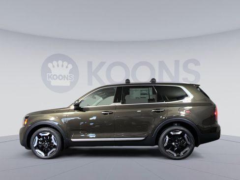 New 2025 Kia Telluride EX w/ EX Captain's Chair Package image 2