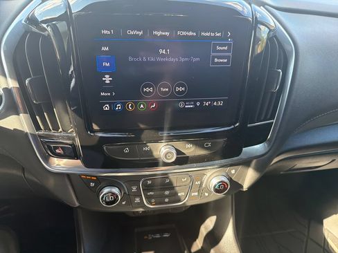 Used 2024 Chevrolet Traverse High Country w/ LPO, Floor Liner Package AWD/4WD image 21
