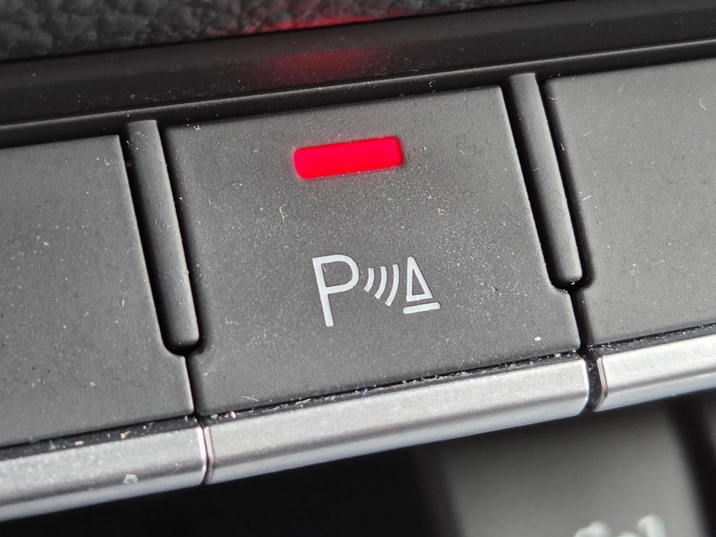 Used 2023 Audi SQ5 Premium Plus AWD/4WD image 16