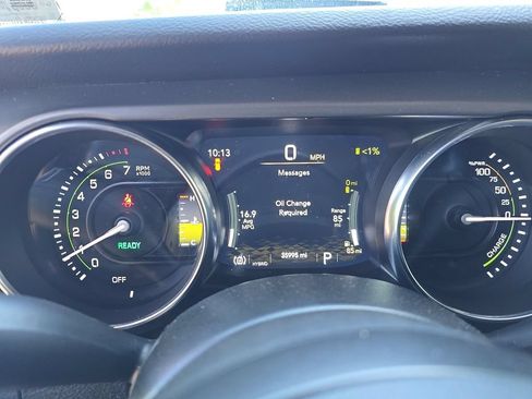 Used 2023 Jeep Wrangler Unlimited w/ Dual Top Group AWD/4WD image 13