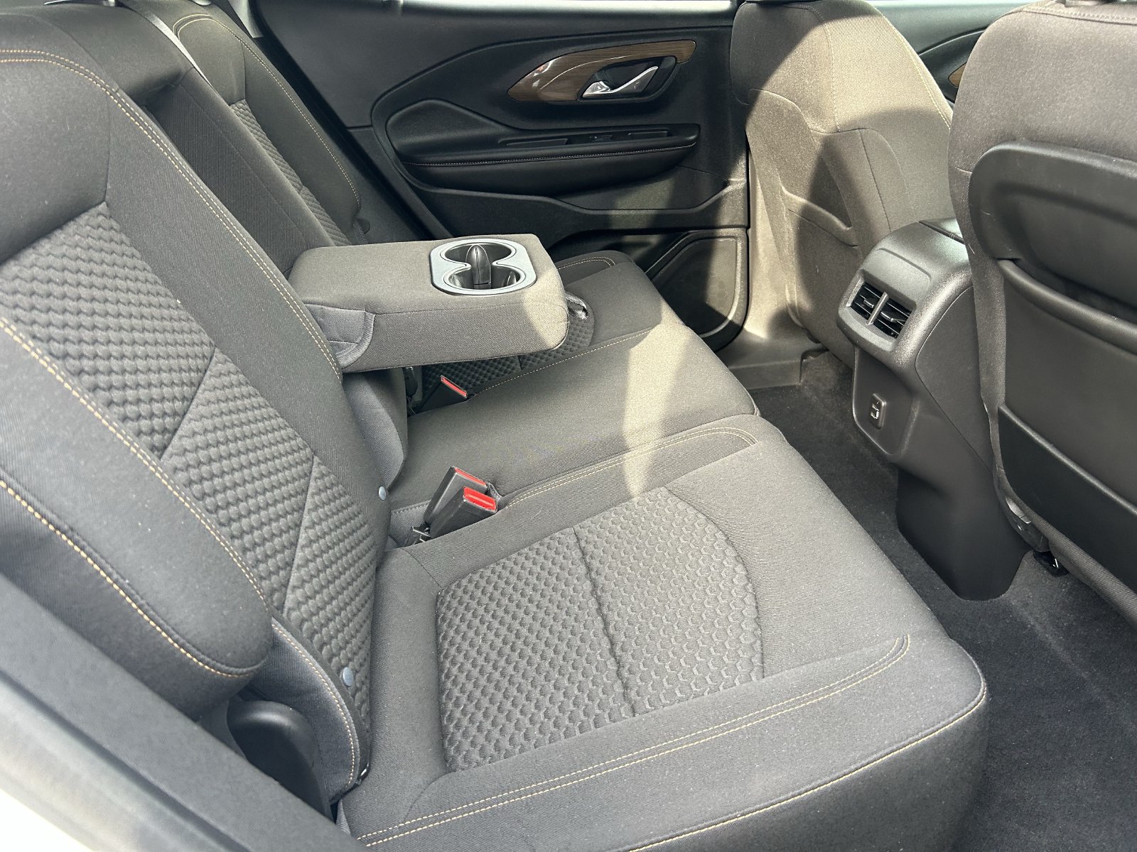 Used 2020 GMC Terrain SLE w/ Elevation Edition FWD image 13