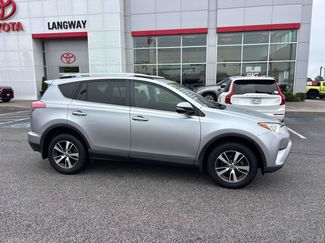 Used 2018 Toyota RAV4 XLE AWD/4WD video 2
