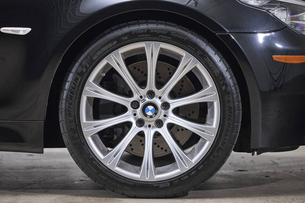 Used 2008 BMW M5 RWD image 52