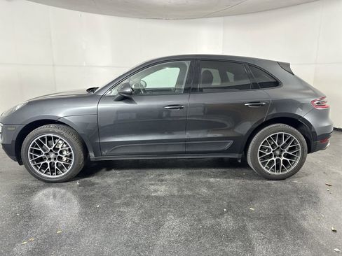 Used 2017 Porsche Macan S image 8