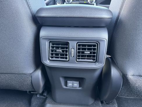 New 2025 Toyota RAV4 SE image 7