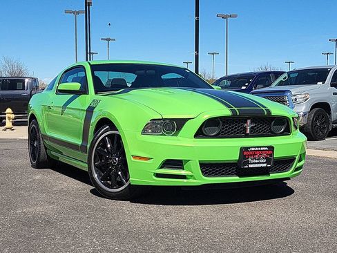 Used 2013 Ford Mustang Boss 302 w/ Boss 302 Accessory Pkg RWD image 2