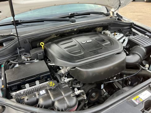 Used 2018 Jeep Grand Cherokee Overland image 40