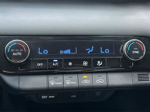 Certified 2025 Hyundai Elantra Sport image 20