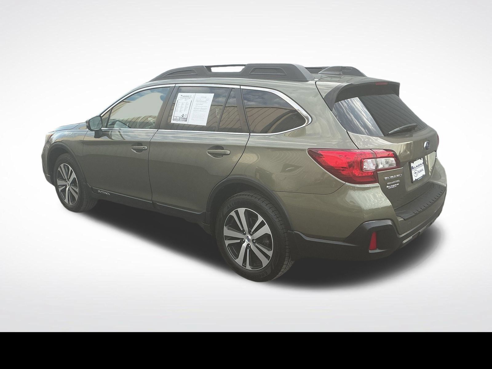 Used 2019 Subaru Outback 2.5i Limited w/ Protection Package #1 AWD/4WD image 3