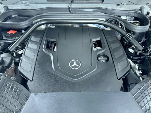 Used 2023 Mercedes-Benz G 550 image 33