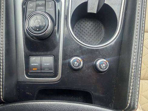 Used 2017 Nissan Maxima Platinum w/ Medallion Package image 30