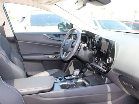 Certified 2025 Lexus NX 250 FWD image 5