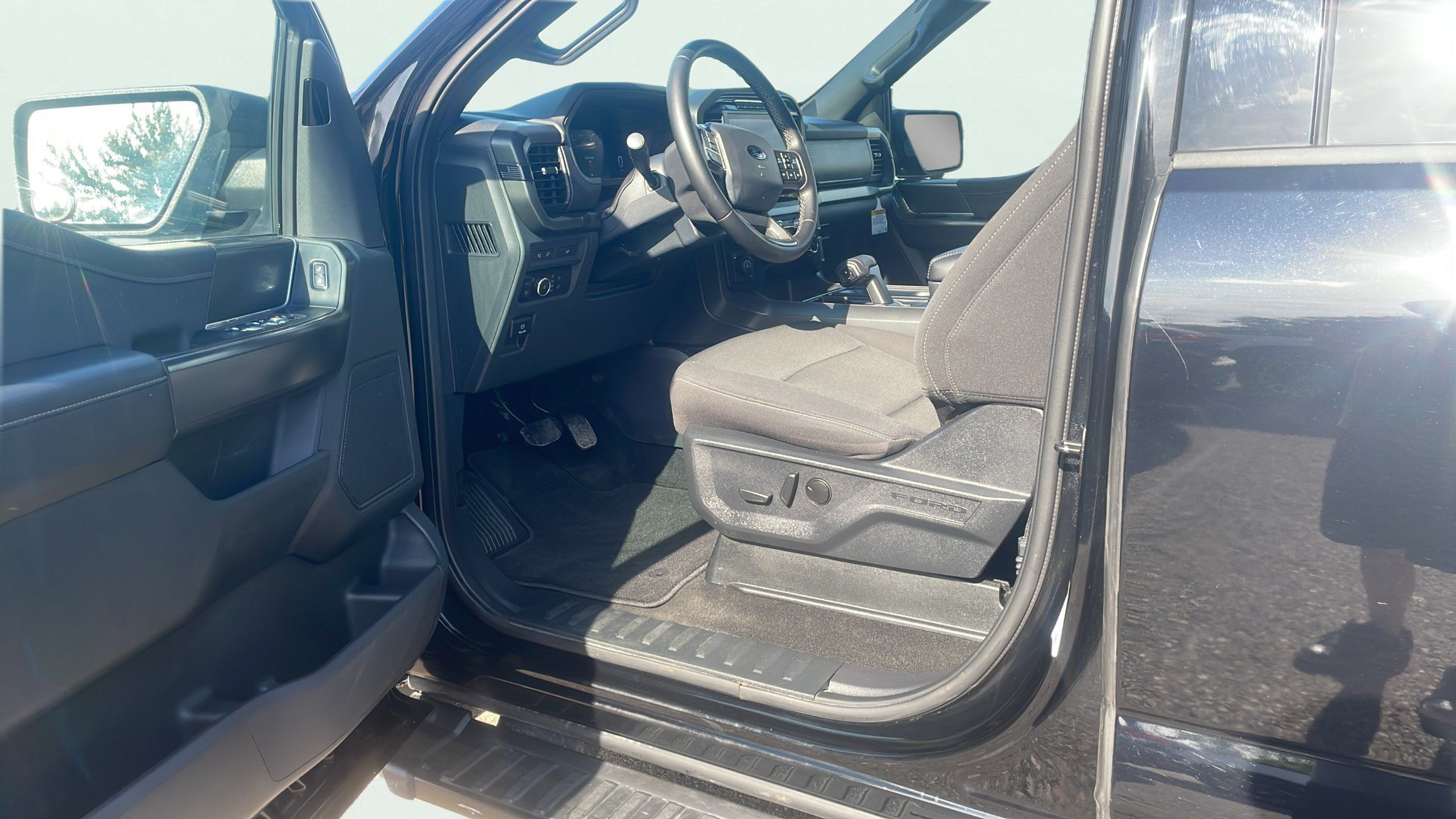 Used 2024 Ford F150 XLT w/ Equipment Group 302A MID AWD/4WD image 13