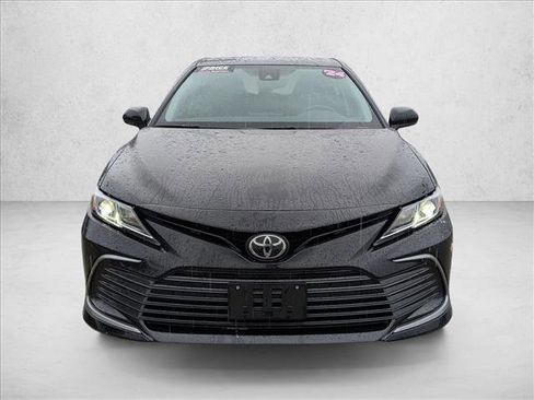 Used 2024 Toyota Camry LE image 2