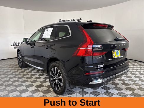 Used 2023 Volvo XC60 B5 Plus FWD image 7