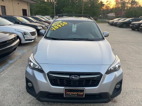 Used 2019 Subaru Crosstrek 2.0i Premium w/ Eyesight System image 3