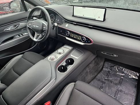 Certified 2025 Genesis GV70 3.5T Sport AWD/4WD image 30