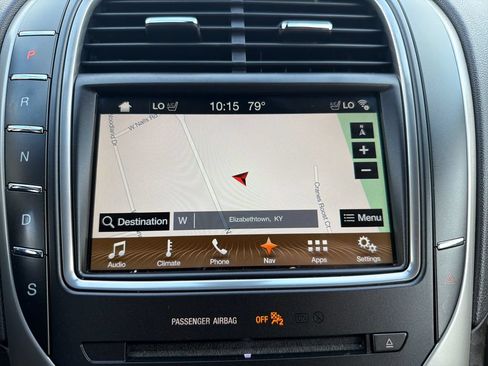Used 2018 Lincoln MKX Reserve w/ Lincoln MKX Climate Package FWD image 22