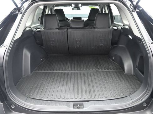 Used 2024 Toyota RAV4 LE AWD/4WD image 33