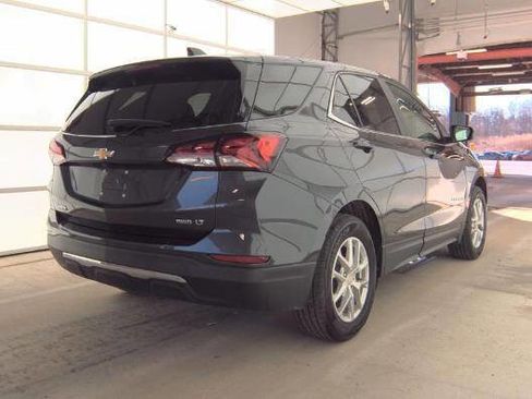 Used 2023 Chevrolet Equinox LT AWD/4WD image 3