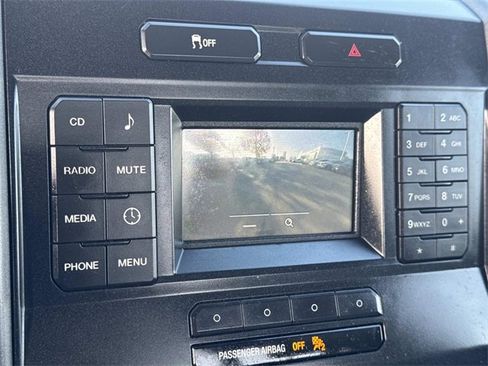 Used 2018 Ford F550 2WD Regular Cab Super Duty image 12