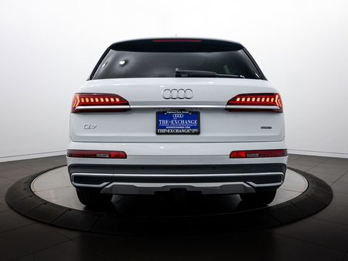 Used 2021 Audi Q7 3.0T Premium image 23