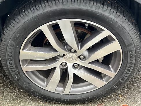 Used 2016 Honda Pilot Elite image 12