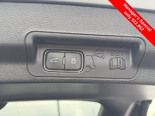 Used 2020 Ford Explorer XLT w/ Comfort Package AWD/4WD image 9